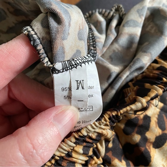 Cheetah print shorts - Picture 3 of 5